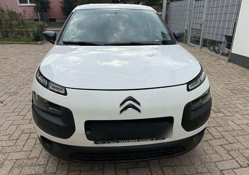 Weiß Gebraucht 2016 Citroën C4 PureTech SUV | 4.600 € (Superpreis) - Bild 1/4