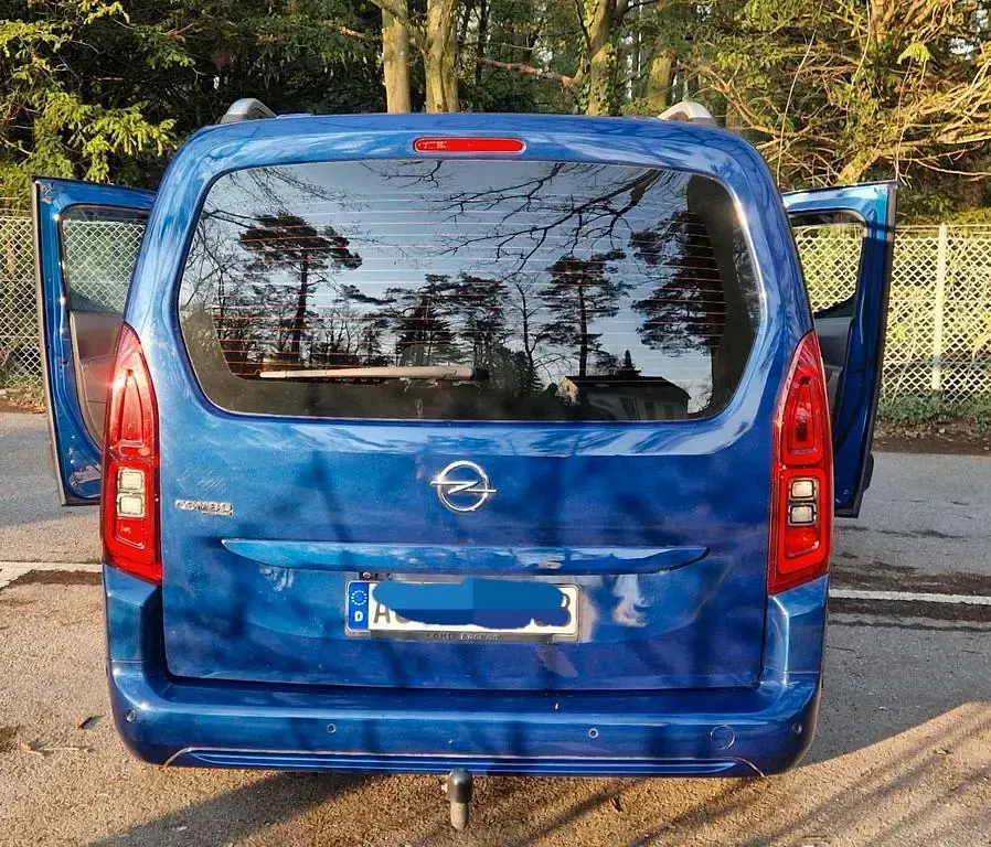 Gebraucht Opel Combo Life Edition 110 PS (80 kW) 2019 Blau Van / Kleinbus