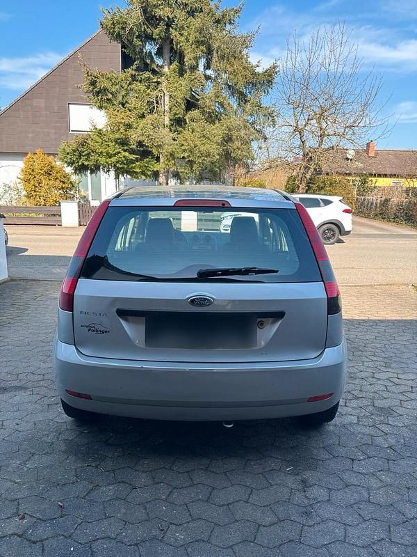 Gebraucht Ford Fiesta 60 PS (44 kW) 2005 Kleinwagen