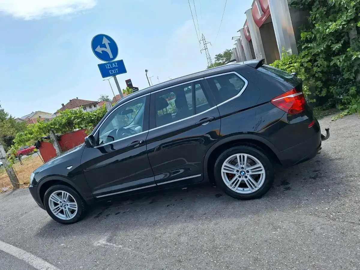 Usata BMW X3 175 CV (128 kW) 2011 Nero SUV