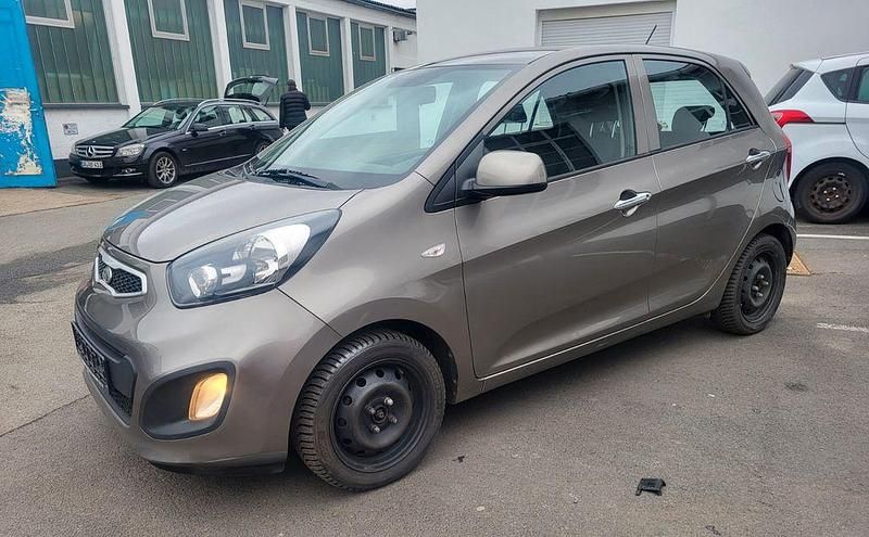 Gebraucht Kia Picanto Edition 7 69 PS (50 kW) 2012 Silber Kleinwagen