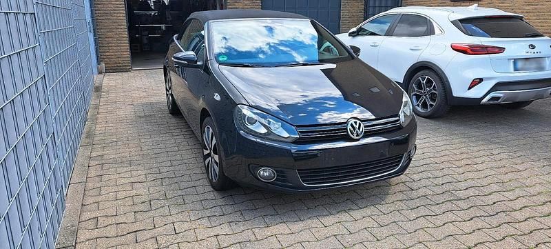 Gebraucht VW Golf 105 PS (77 kW) 2011 Schwarz Cabrio