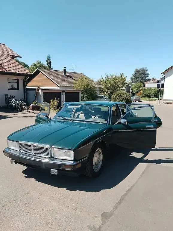 Używany Jaguar XJ40 222 KM (163 kW) 1990 Zielony Sedan/Limuzyna