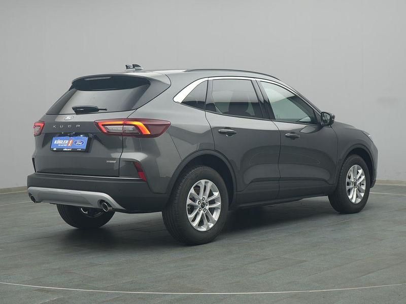 Neu Ford Kuga Titanium 179 PS (131 kW) 2025 Grau SUV