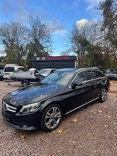 Gebraucht Mercedes C300 245 PS (180 kW) 2020 Schwarz Limousine