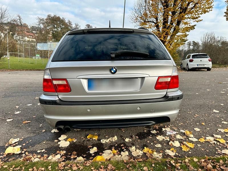 Gebraucht BMW 325 192 PS (141 kW) 2003 Silber Kombi