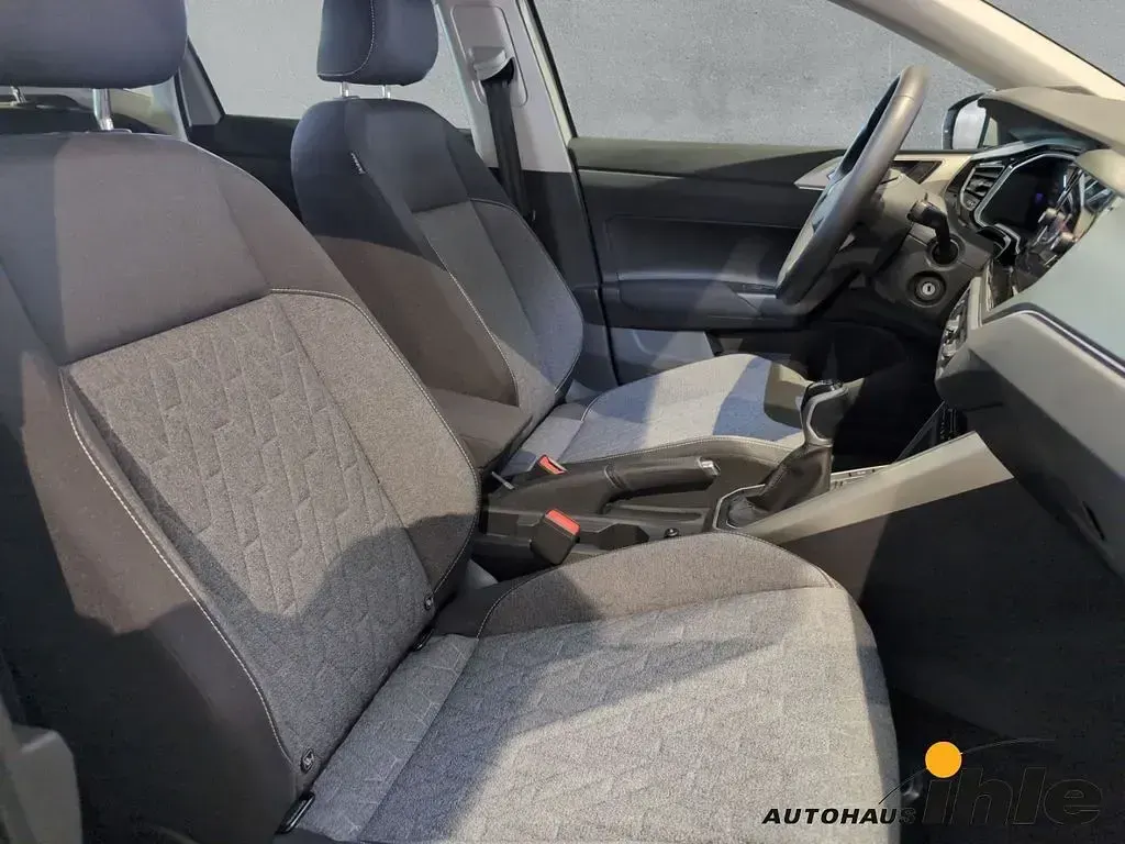 Gebraucht VW Polo Move 80 PS (58 kW) 2024 Grau Kleinwagen