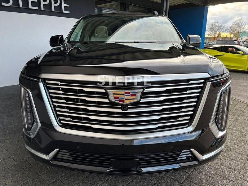 Neu Cadillac Escalade 426 PS (313 kW) 2025 Schwarz SUV