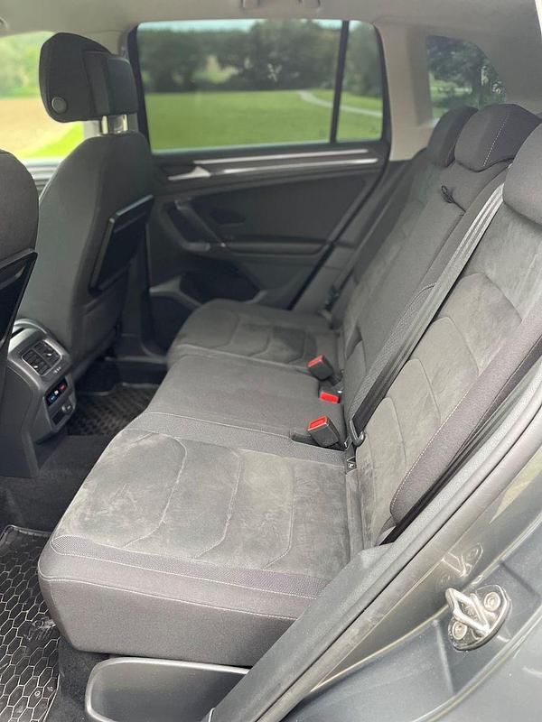 Gebraucht VW Tiguan Highline 150 PS (110 kW) 2017 Grau SUV