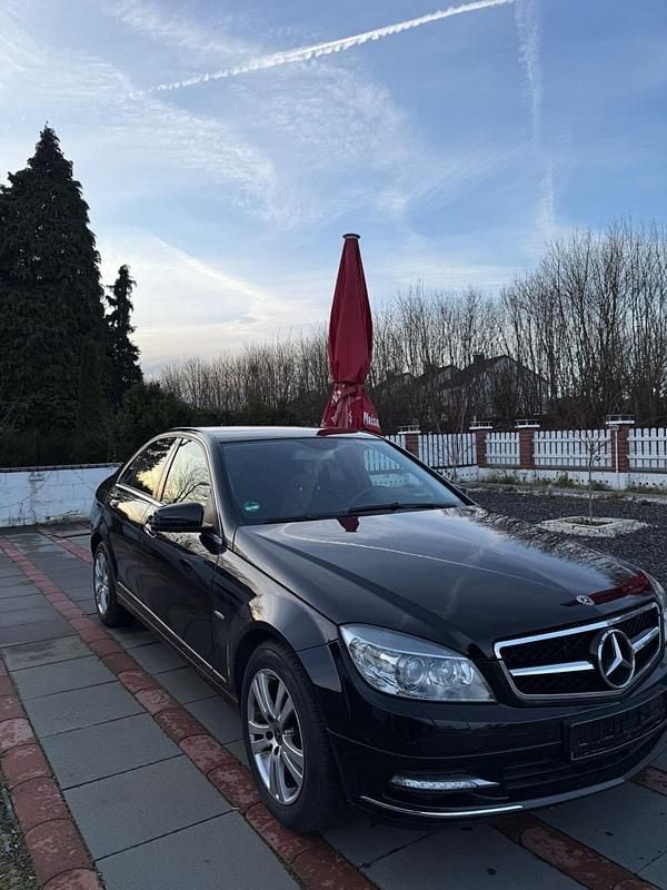 Gebraucht Mercedes C300 231 PS (169 kW) 2010 Schwarz Limousine