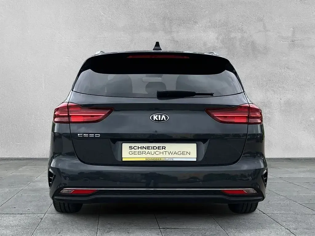 Usado Kia Ceed Platinum Edition 160 CV (117 kW) 2021 Gris Utilitario