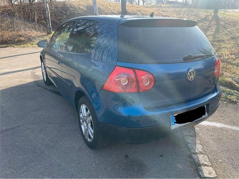 Gebraucht VW Golf V 102 PS (75 kW) 2007 Blau