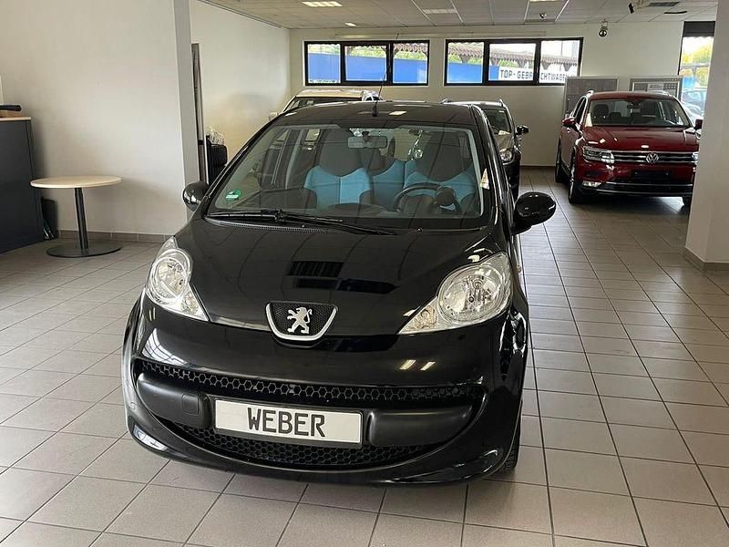 Schwarz Gebraucht 2008 Peugeot 107 Urban Move Kleinwagen | 2.999 € (Fairer Preis) - Bild 1/4