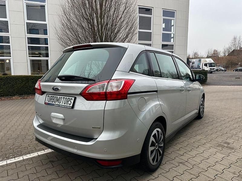 Gebraucht Ford Grand C-Max Titanium 125 PS (91 kW) 2016 Silber Van / Kleinbus
