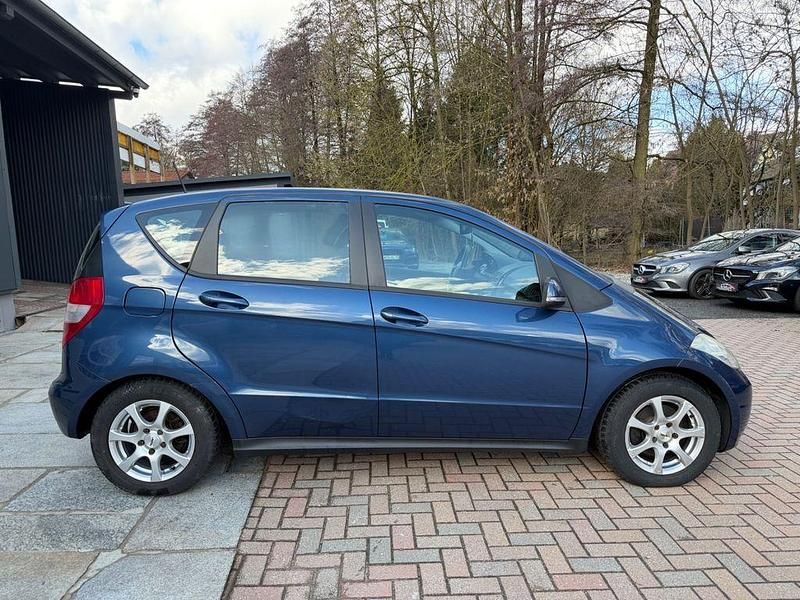Gebraucht Mercedes A150 95 PS (69 kW) 2008 Blau Limousine