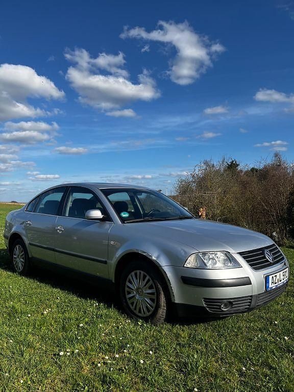 Gebraucht VW Passat Basis 116 PS (85 kW) 2001 Silber Limousine