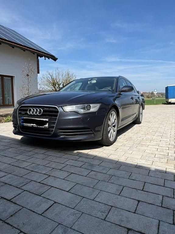 Gebraucht Audi A6 Sport 245 PS (180 kW) 2013 Blau Kombi