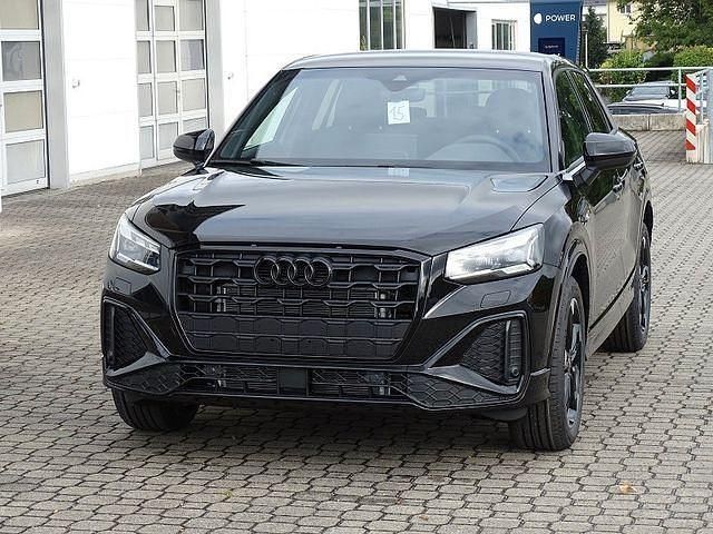Neu Audi Q2 Competition 150 PS (110 kW) 2025 Mythosschwarz metallic SUV