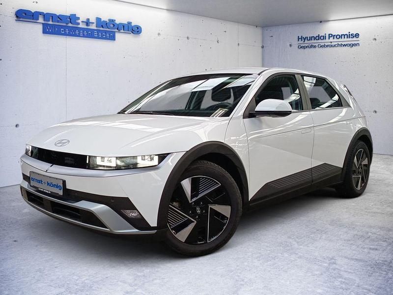 Weiß Gebraucht 2025 Hyundai Ioniq 5 Dynamiq SUV | 37.990 € (Fairer Preis) - Bild 1/4
