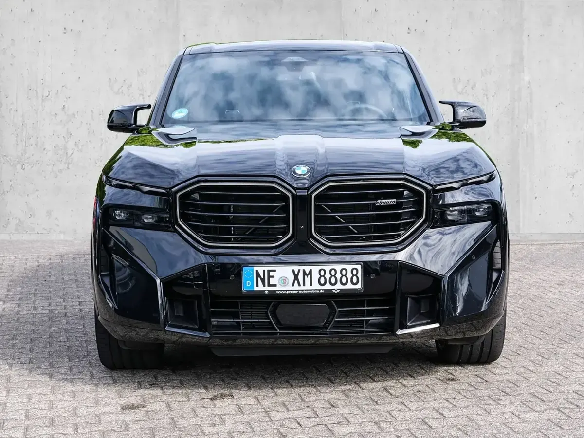 Gebraucht BMW XM Performance 476 PS (350 kW) 2026 Schwarz SUV