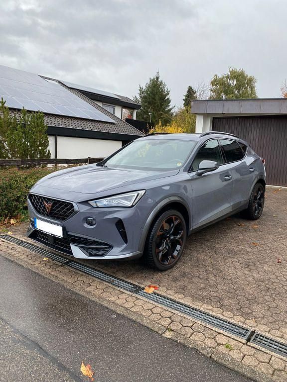 Grau Gebraucht 2021 Cupra Formentor VZ2 SUV | 29.490 € (Fairer Preis) - Bild 1/4