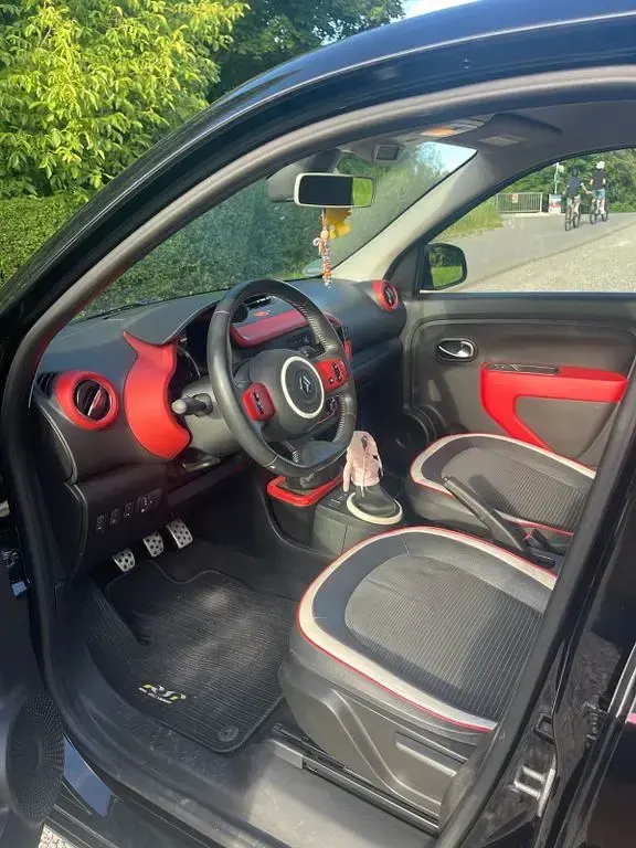 Gebraucht Renault Twingo Luxe 90 PS (66 kW) 2015 Schwarz Kleinwagen