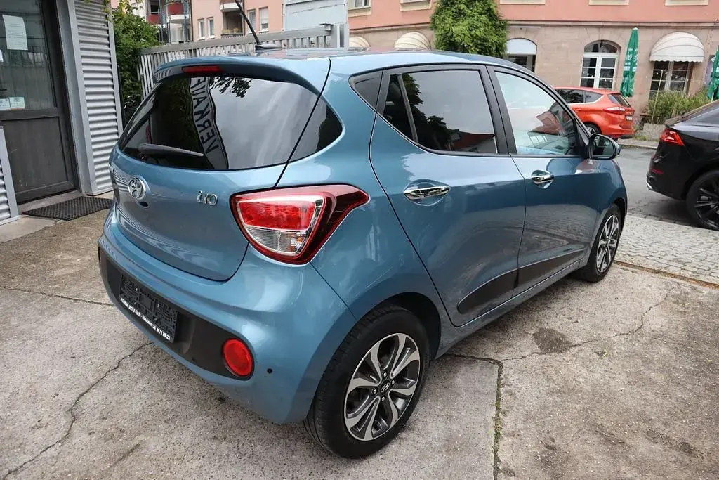 Gebraucht Hyundai i10 Style 87 PS (63 kW) 2019 Blau Kleinwagen