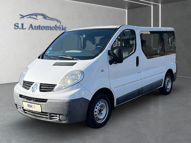 Gebraucht Renault Trafic 90 PS (66 kW) 2010 Weiß Van / Kleinbus
