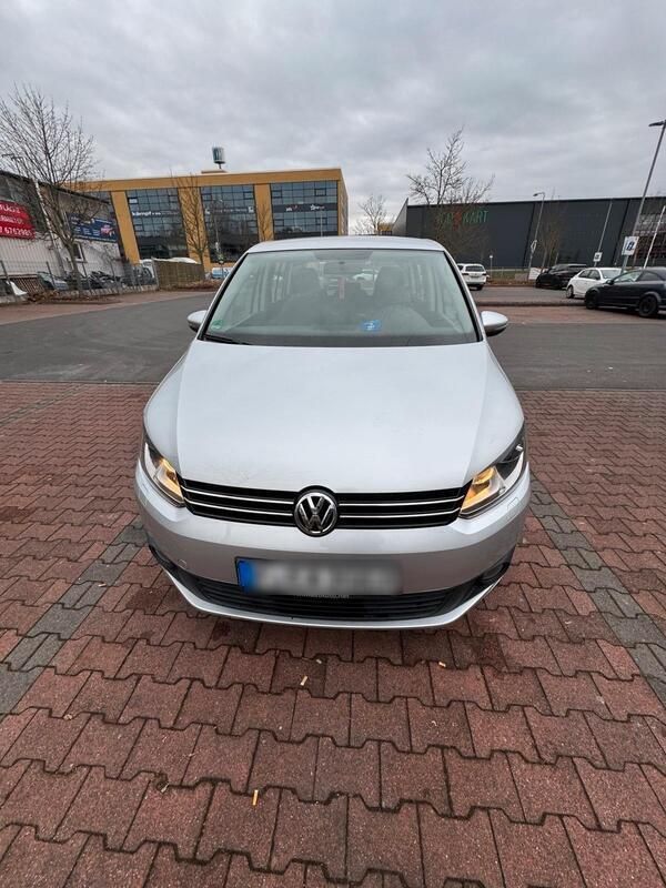 Grau Gebraucht 2013 VW Touran Van / Kleinbus | 7.800 € (Superpreis) - Bild 1/4