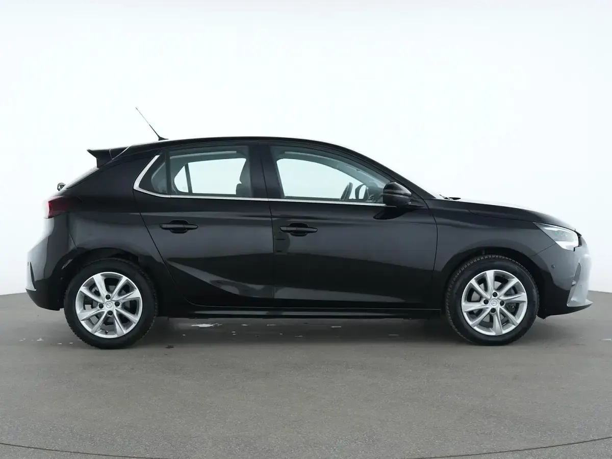 Gebraucht Opel Corsa Elegance 101 PS (74 kW) 2022 Schwarz Kleinwagen