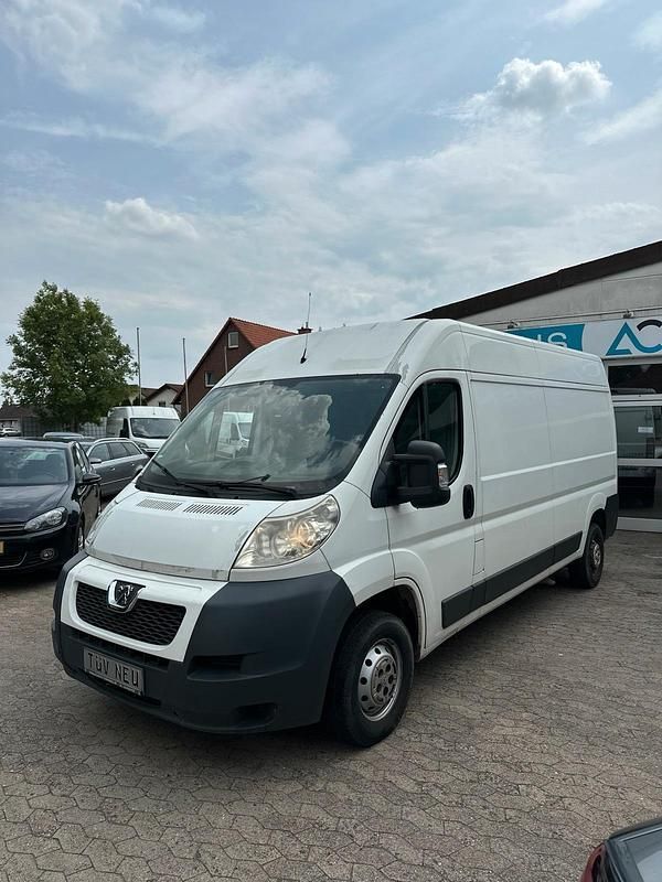 Weiß Gebraucht 2012 Peugeot Boxer Van | 4.999 € (Guter Preis) - Bild 1/4