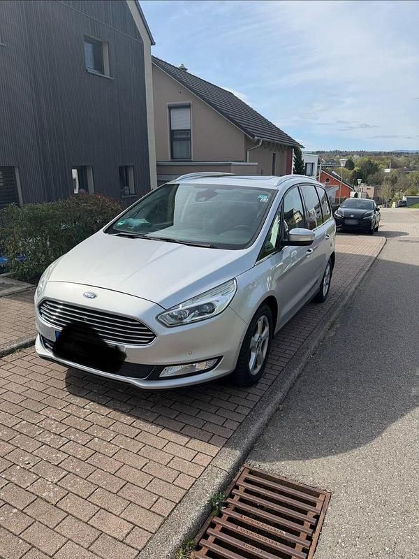 Gebraucht Ford Galaxy Titanium 179 PS (131 kW) 2017 Silber Van / Kleinbus