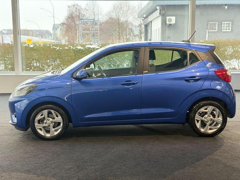 Gebraucht Hyundai i10 84 PS (61 kW) 2020 Blau Kleinwagen