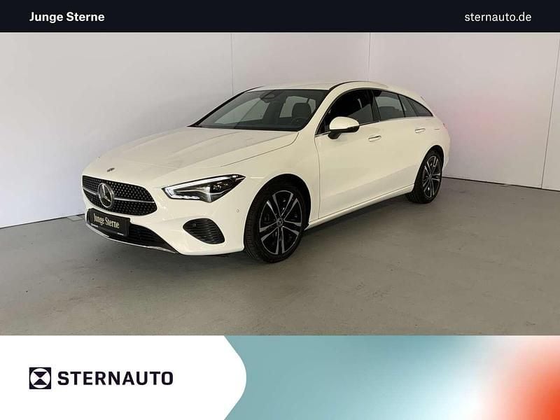 Unilack polarweiß Gebraucht 2024 Mercedes CLA180 Shooting Brake Progressive Kombi | 27.880 € (Fairer Preis) - Bild 1/4