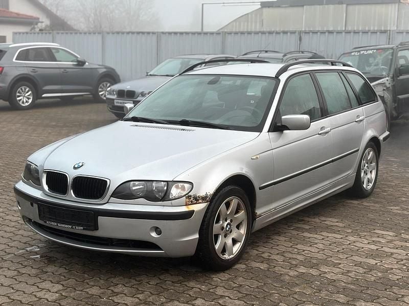 Gebraucht BMW 320 150 PS (110 kW) 2001 Silber Kombi