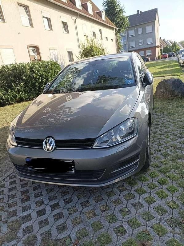 Grau Gebraucht 2014 VW Golf VII Cup Limousine | 7.600 € (Superpreis) - Bild 1/4