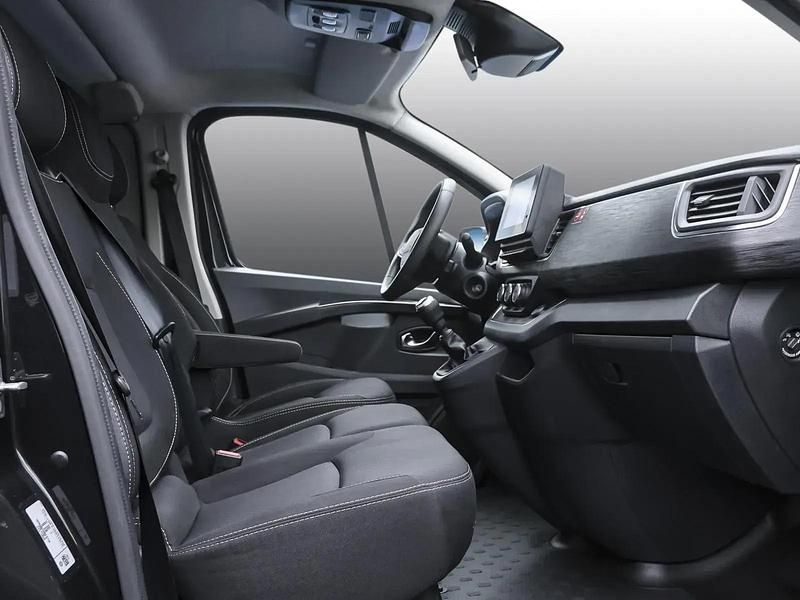 Gebraucht Renault Trafic Evolution 150 PS (110 kW) 2025 Tenebroschwarz meta Van / Kleinbus