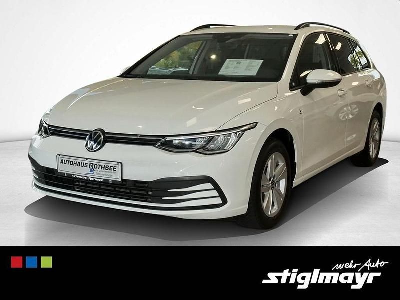 Pure white Gebraucht 2022 VW Golf VIII Life Kombi | 20.620 € (Fairer Preis) - Bild 1/4
