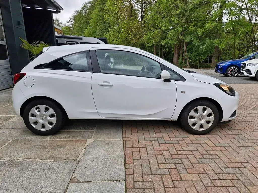 Gebraucht Opel Corsa Selection 69 PS (50 kW) 2015 Other Kleinwagen