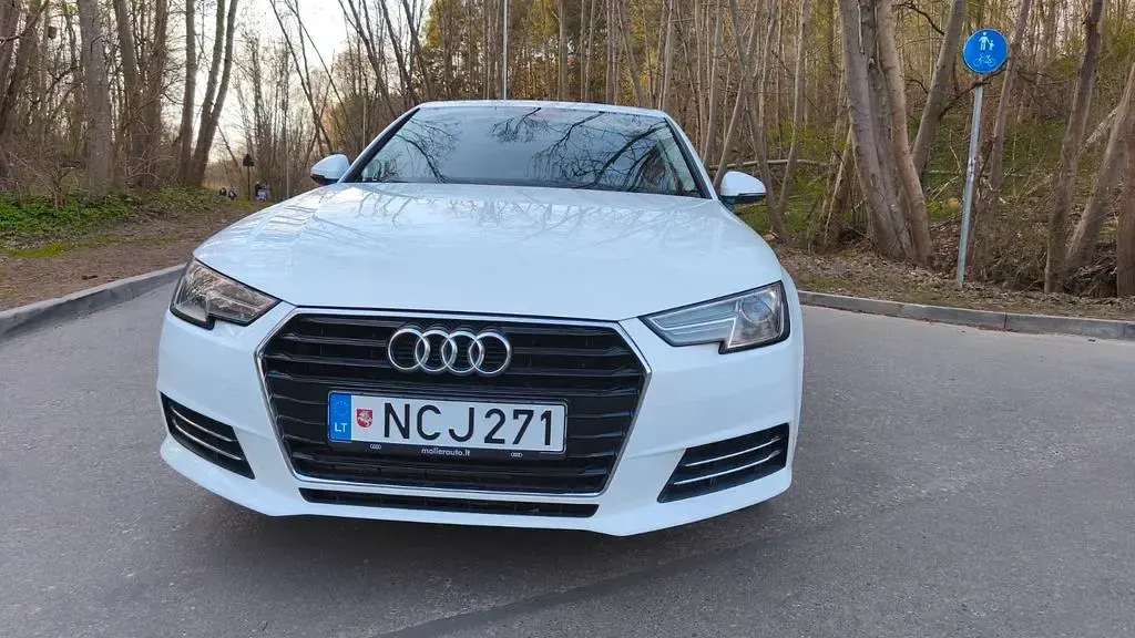 Gebraucht Audi A4 190 PS (139 kW) 2017 Weiß Limousine