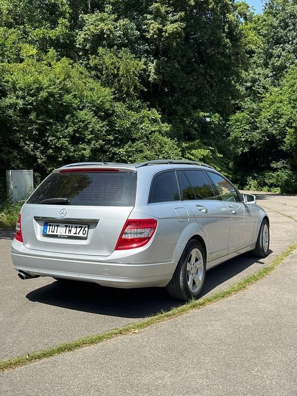 Gebraucht 2010 Mercedes C220 Kombi | 5.490 € (Guter Preis) - Bild 1/4