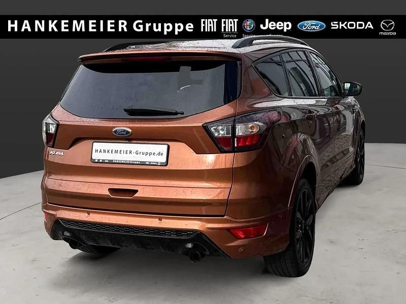 Gebraucht Ford Kuga ST-Line 179 PS (131 kW) 2017 Braun SUV