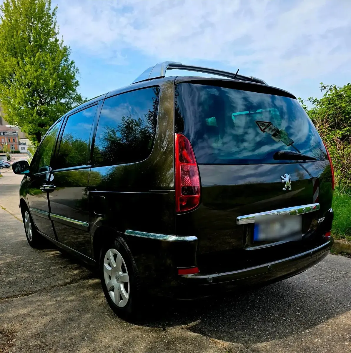 Gebraucht Peugeot 807 163 PS (119 kW) 2012 Braun Van / Kleinbus
