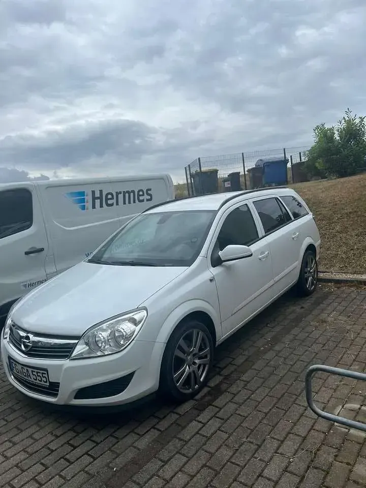 Gebraucht Opel Astra Classic Edition 110 PS (80 kW) 2008 Limousine