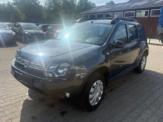 Grau Gebraucht 2015 Dacia Duster Lauréate SUV | 6.900 € (Guter Preis) - Bild 1/4