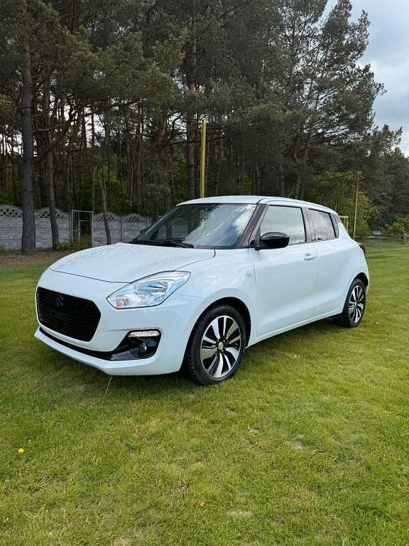 Gebraucht Suzuki Swift Comfort+ 111 PS (81 kW) 2018 Weiß Limousine