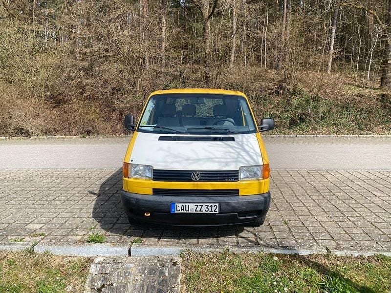 Gebraucht VW T4 88 PS (64 kW) 2003 Gelb Van