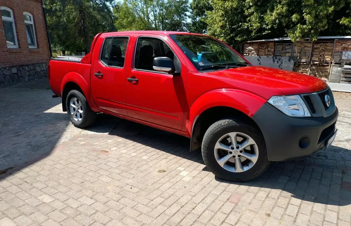 Gebraucht Nissan Navara 190 PS (139 kW) 2013 Rot Pickup