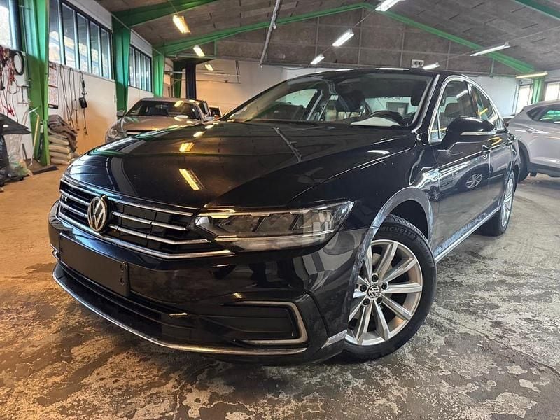 Gebraucht VW Passat GTE 156 PS (114 kW) 2019 Schwarz Limousine