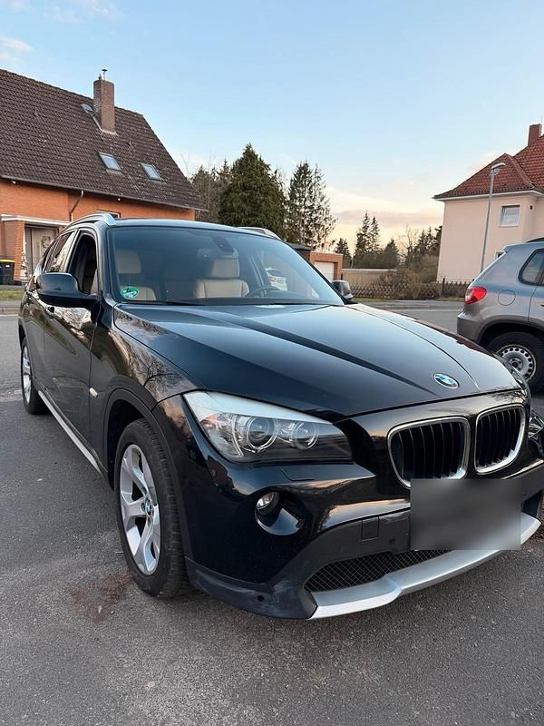 Gebraucht BMW X1 177 PS (130 kW) 2010 Schwarz SUV